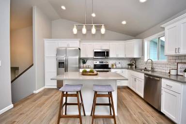 Main picture of 7242 30th St S