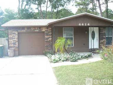 Main picture of 4414 Packard Dr