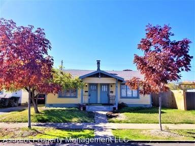 Main picture of 321 N Grape St