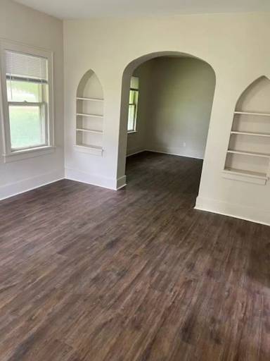 Main picture of 2124 W Cherokee Ave