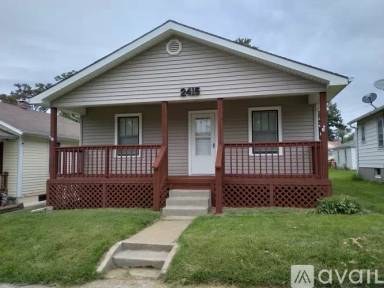 Main picture of 2415 Seneca St