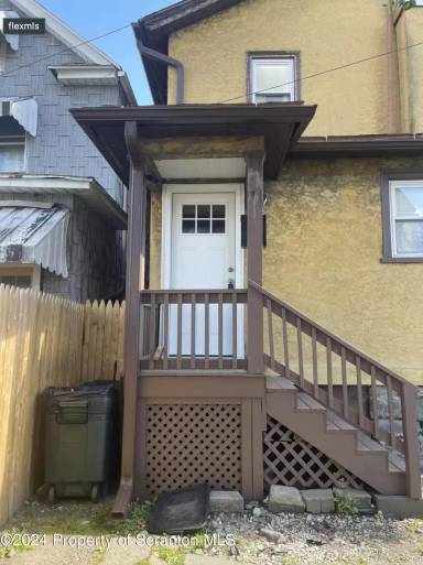 Main picture of 532 Prospect Ave