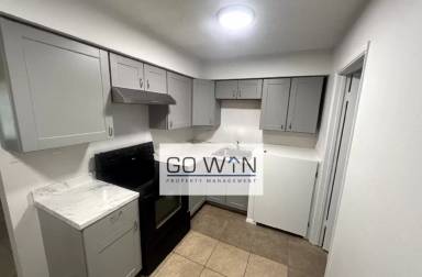 Main picture of 1626 W Denton Ln