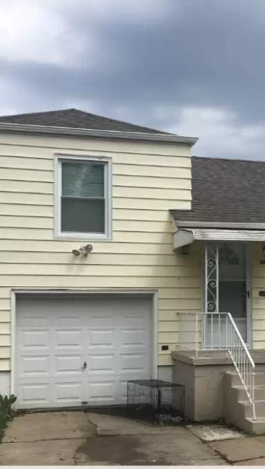 Main picture of 5927 N 33rd Ave