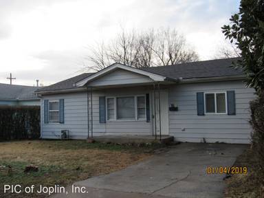 Main picture of 1414 W 5th St