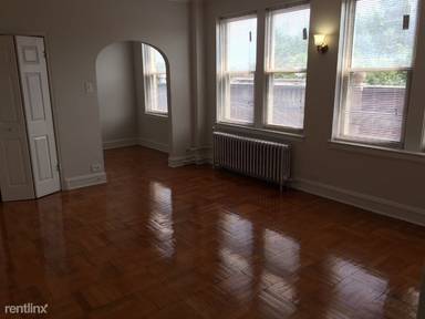 Main picture of 1628 W Sherwin Ave