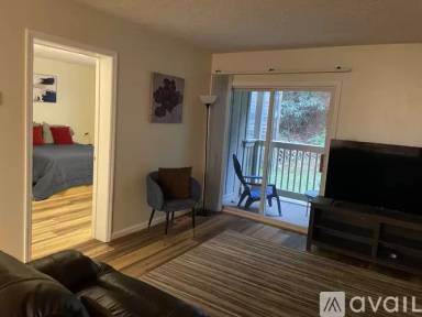 Main picture of 800 Meadowview Dr