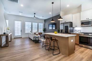 Main picture of 5738 Barbara Rose Ln
