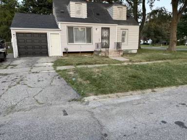 Main picture of 3102 Trumbull Ave