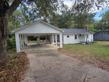 Main picture of 143 Iron Bridge Rd