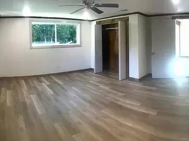 Main picture of 18600 Maple Ave