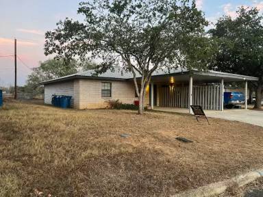Main picture of 821 Nancy Ln
