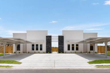 Main picture of 2022 Summerland Ln