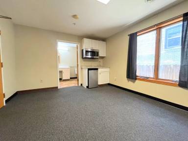 Main picture of 183 Jewett Pkwy