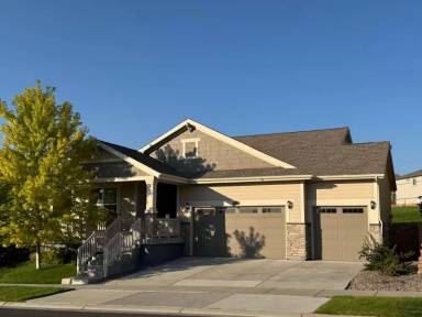 Main picture of 16058 Azalea Ave