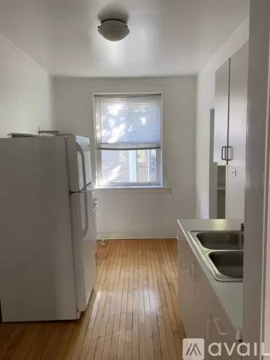 Main picture of 3547 N Wolcott Ave