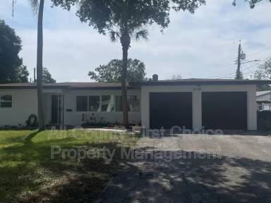 Main picture of 2150 Alcazar Way S
