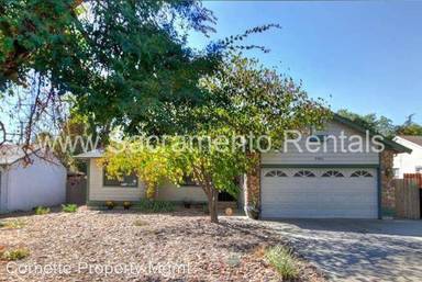 Main picture of 2921 Glacier St