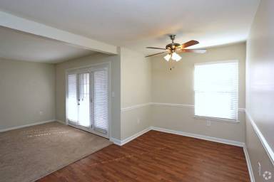 Main picture of Courtyard Commons