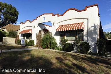 Main picture of 832 N Martel Ave