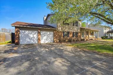 Main picture of 1787 Hampton Oaks Dr