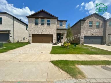 Main picture of 908 Amenduni Ln