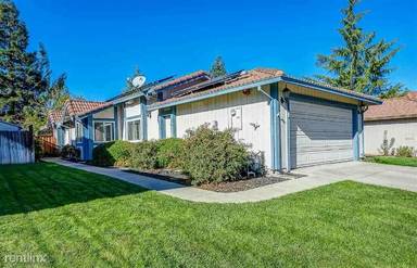 Main picture of 726 Shoemaker Dr