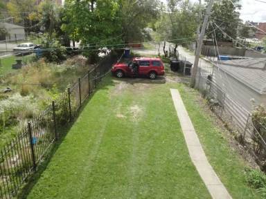 Main picture of 3347 W Monroe St