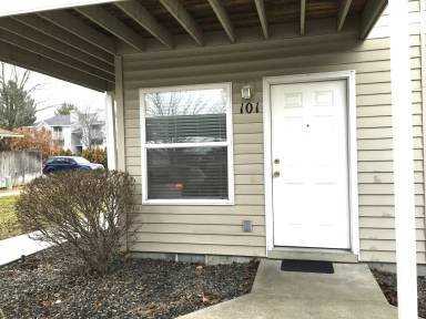 Main picture of 8931 W Irving St