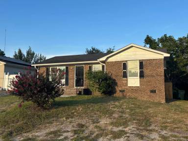 Main picture of 213 William Hardin Rd