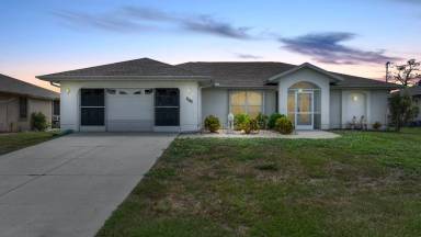 Main picture of 260 Rotonda Cir