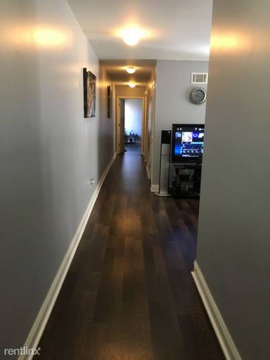 Main picture of 313 Market St