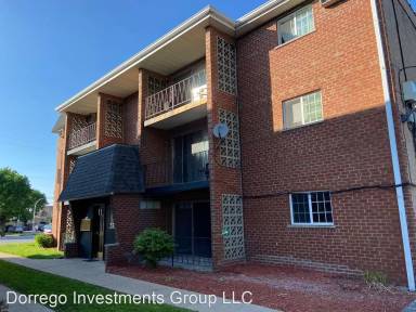 Main picture of 4803 S Archer Ave