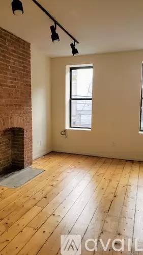 Main picture of 282 1st St