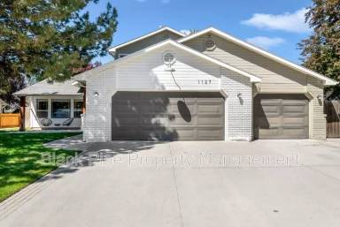 Main picture of 1127 N Echohawk Way