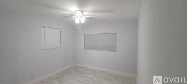 Main picture of 3391 SW 21st St