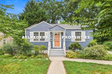 Main picture of 1003 Cleburne St