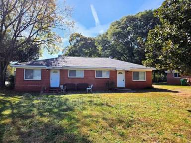 Main picture of 2301 Rebecca Ave