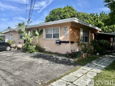 Main picture of 2016 NE 26th St