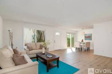 Main picture of 7933 Camino Glorita