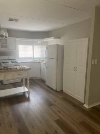 Main picture of 1234 Glen Dr