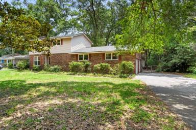 Main picture of 679 Edmonds Dr