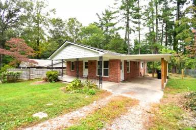 Main picture of 433 Princess Ann Dr