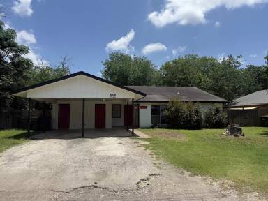 Main picture of 106 Cockerham St