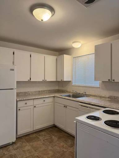 Main picture of 643 SE 190th Ave