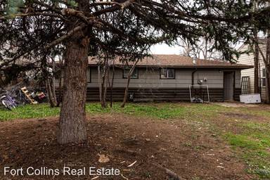 Main picture of 1120 W Myrtle St