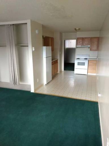 Main picture of 220 N 4th St