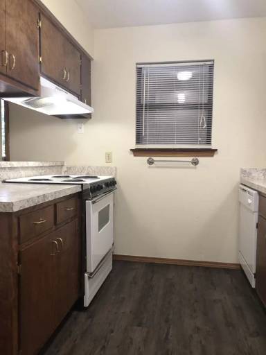 Main picture of 1650 N Sang Ave