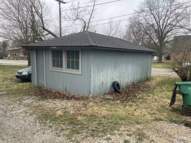 Main picture of 156 W Main St