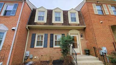 Main picture of 7509 Heatherton Ln